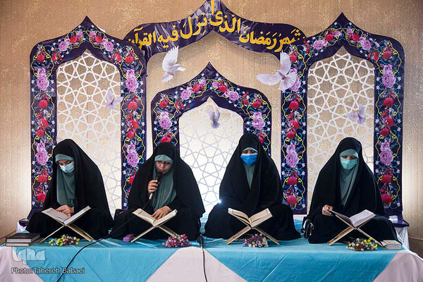 محفل انس با قرآن در جوار شهدای گمنام محله ابوذر