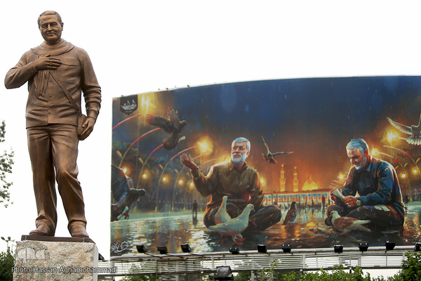 مراسم رونمایی از تندیس سپهبد شهید، حاج قاسم سلیمانی در بزرگراه شهید سلیمانی