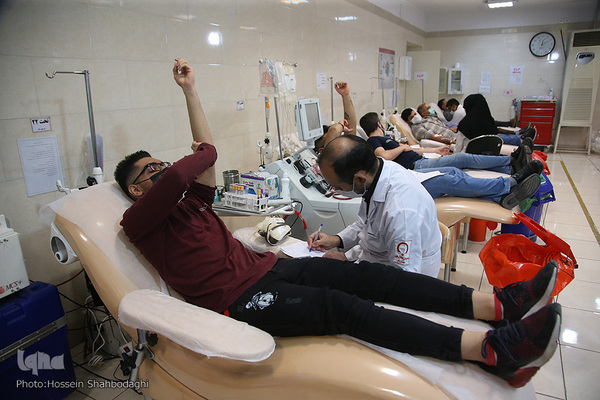 نذر خون شب قدر ۲۳رمضان در مرکز انتقال خون روح الله قم