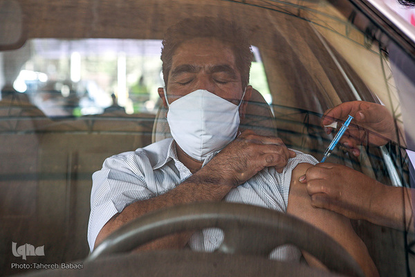 طرح ضربتی واکسیناسیون کرونا به همت نیروهای اورژانس