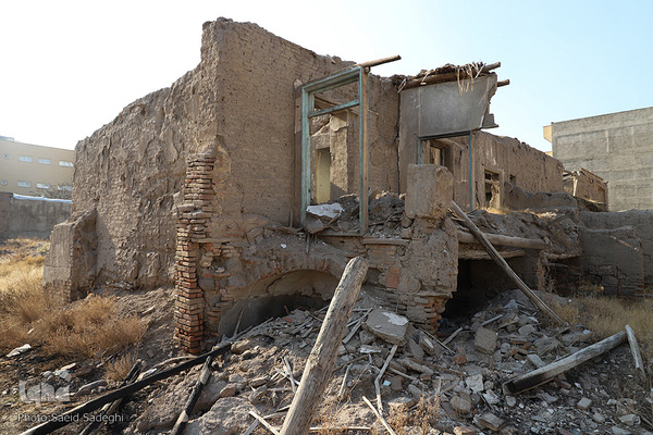 وضعیت اسفبار خانه تاریخی منتسب به باقرخان سالارملی، در کوچه «سالار دربندی» تبریز