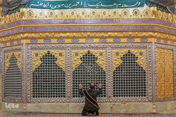 مضجع شریف حضرت احمد بن موسی الکاظم(ع) معروف به حضرت شاهچراغ(ع) در شیراز