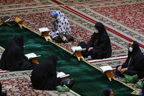 سی و چهارمین کرسی‌تلاوت طرح «ضیافت قرآنی در چهارشنبه شب‌های رضوی» در حرم حضرت شاهجراغ(ع)