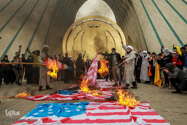 مراسم بزرگداشت ۲۲بهمن و چهل و سومین سالگرد پیروزی شکوهمند انقلاب اسلامی در برج آزادی