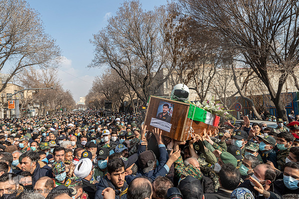 مراسم تشییع پیکر خلبانان شهید سانحه سقوط جنگنده ارتش در تبریز