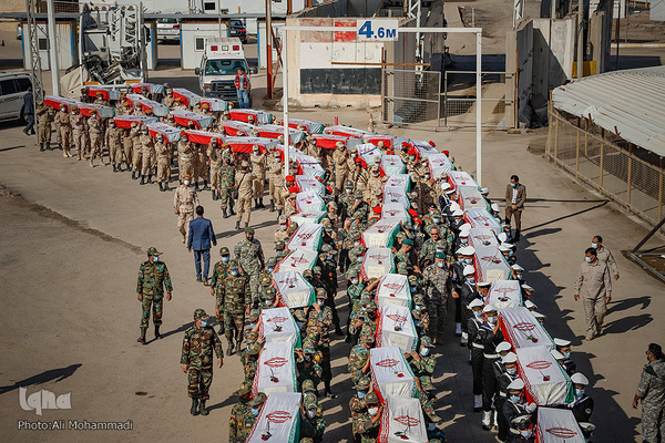 ورود پیکرهای مطهر ۷۲ شهید والامقام تازه تفحص شده از دوران دفاع مقدس به میهن اسلامی از طریق مرز بین‌المللی شلمچه 