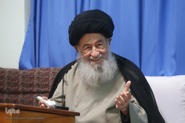 مرجع فقید جهان تشیع، مرحوم آیت‌الله علوی گرگانی