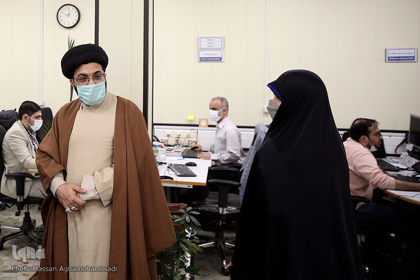 بازدید حجت‌الاسلام والمسلمین سیدمحمدحسین طباطبایی، ملقب به علم‌الهدی از ایکنا