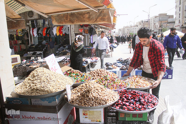 دو قدم مانده به نوروز