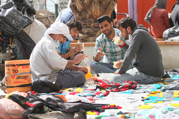 دو قدم مانده به نوروز
