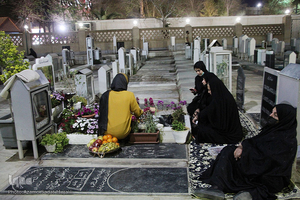 مراسم تحویل سال 1401 در امامزاده سید جعفر محمد (ع) یزد