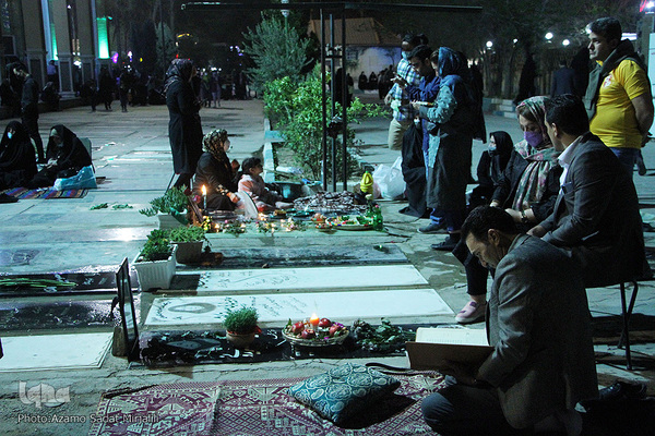 مراسم تحویل سال 1401 در امامزاده سید جعفر محمد (ع) یزد