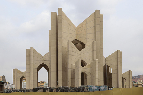 مقبره الشعرا تبریز، مدفن ادیبان و شعرای ایران