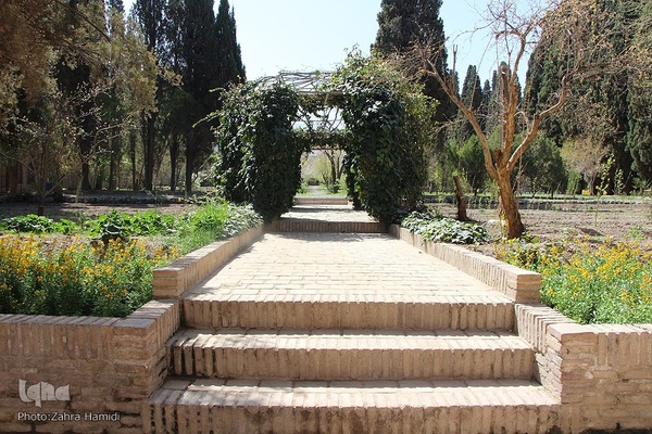 باغ رحیم‌آباد بیرجند