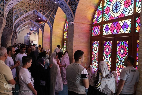 گردشگران نوروزی در مسجد نصیرالملک‎‎