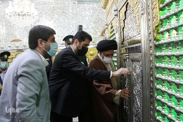 غبارروبی امامزاده جعفر(ع)