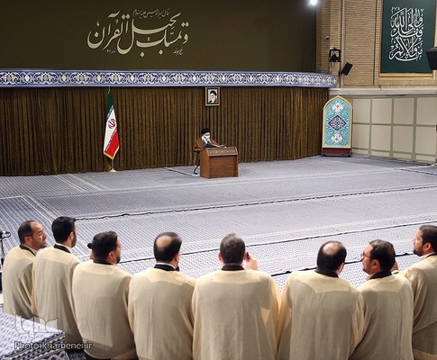 مراسم انس با قرآن در اولین روز ماه مبارک رمضان در حسینیه امام خمینی(ره)