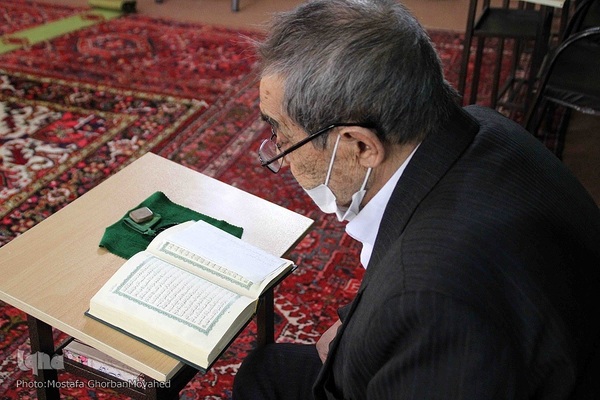 هر مسجد یک پایگاه قرآنی؛ مسجد امام خمینی(ره)