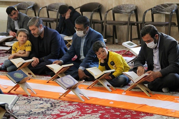 هر مسجد یک پایگاه قرآنی؛ مسجد امام خمینی(ره)