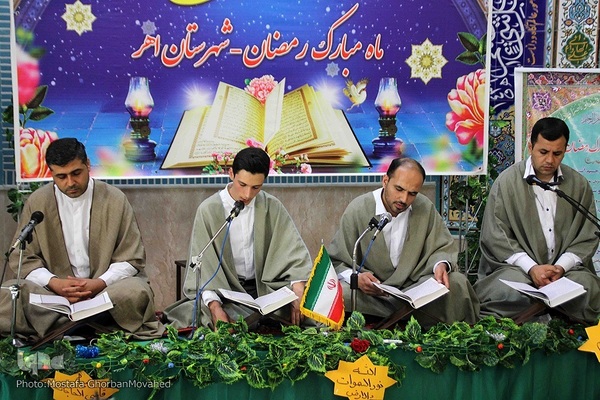 هر مسجد یک پایگاه قرآنی؛ مسجد امام خمینی(ره)