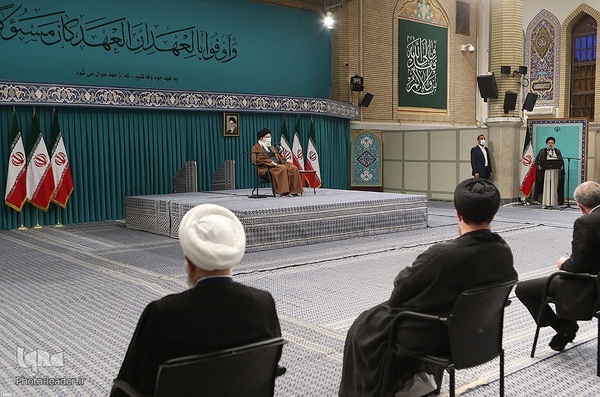 دیدار مسئولان و کارگزاران نظام با رهبر انقلاب اسلامی