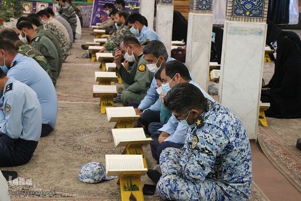 جزءخوانی قرآن کریم در امامزادگان باقریه(ع) بیرجند