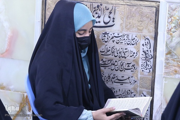 پانزدهمین محفل «ضیافت قرآنی در شب‌های آسمانی» در امامزاده ابراهیم شیراز‎‎