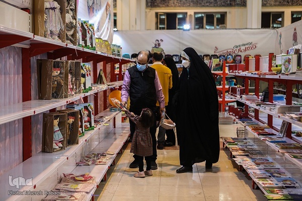 اولین شب نمایشگاه قرآن