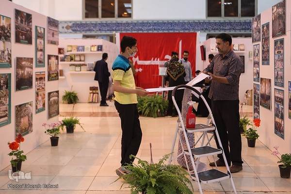 اولین شب نمایشگاه قرآن