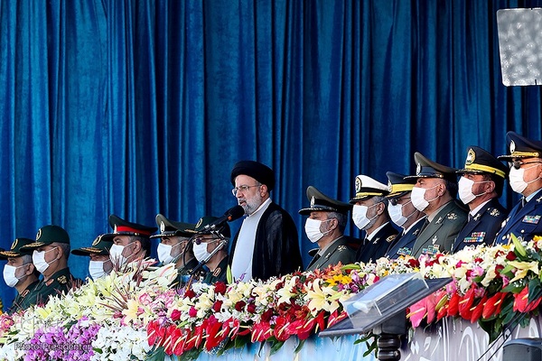 مراسم گرامیداشت روز ارتش جمهوری اسلامی ایران