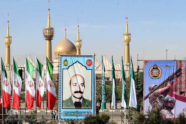 مراسم گرامیداشت روز ارتش جمهوری اسلامی ایران