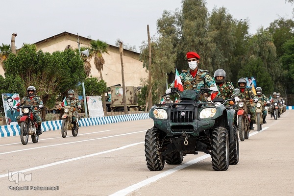 مراسم رژه روز ارتش در اهواز