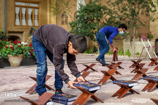 محفل انس با قرآن در خانه موزه شهید مدرس