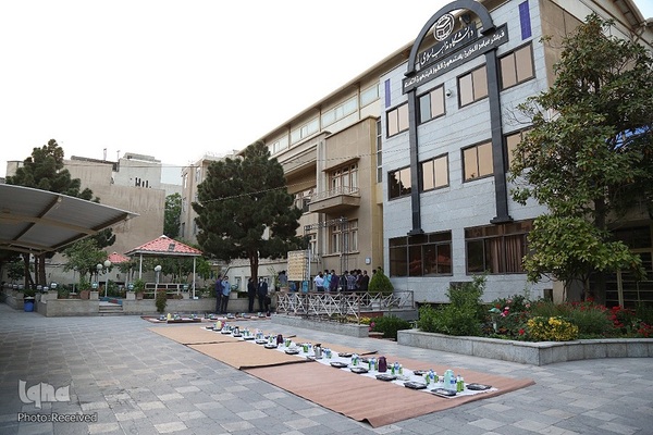 ضیافت افطاری همدلی در دانشگاه مذاهب اسلامی