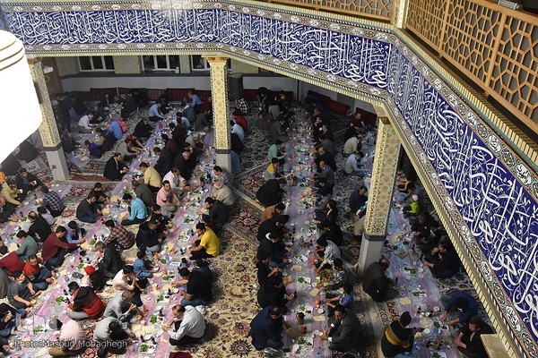 آیین افطاری ماه رمضان در سمنان