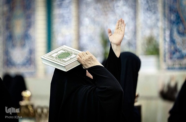 مراسم شب قدر در حرم امام حسین (ع)