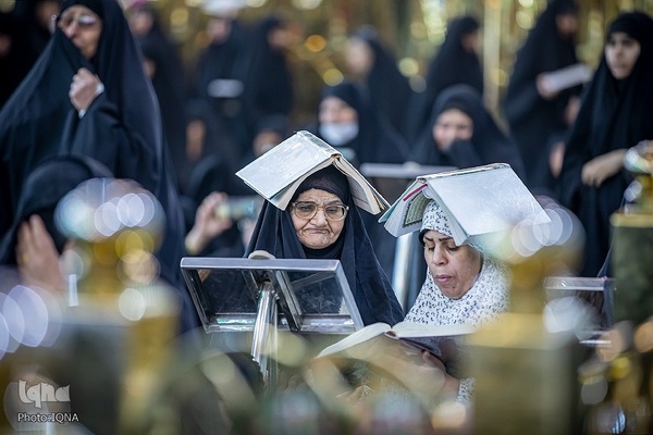 مراسم شب قدر در حرم امام حسین (ع)