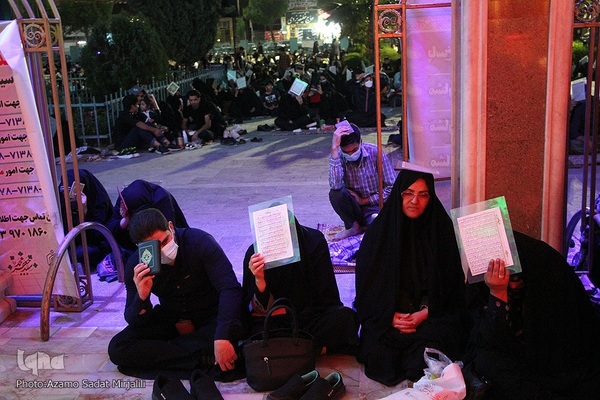 مراسم احیای نوزدهم ماه مبارک رمضان در آستان مطهر امامزاده سید جعفر محمد(ع) یزد