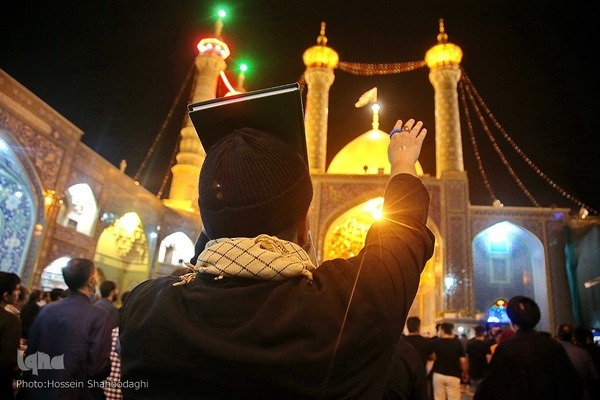  مراسم احیای شب نوزدهم ماه مبارک رمضان در حرم مطهر حضرت فاطمه معصومه (س) در شهر مقدس قم