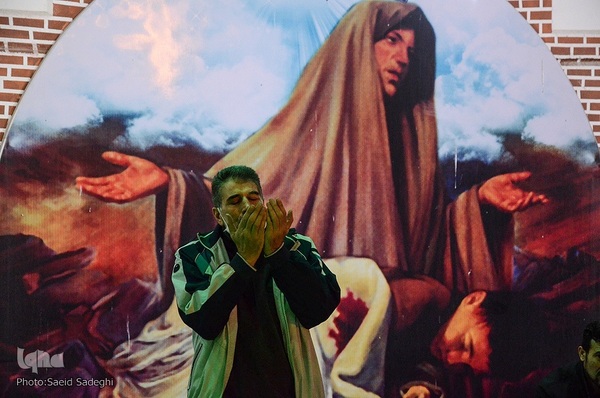 مراسم احیای شب نوزدهم ماه مبارک رمضان در گلزار شهدای وادی رحمت تبریز