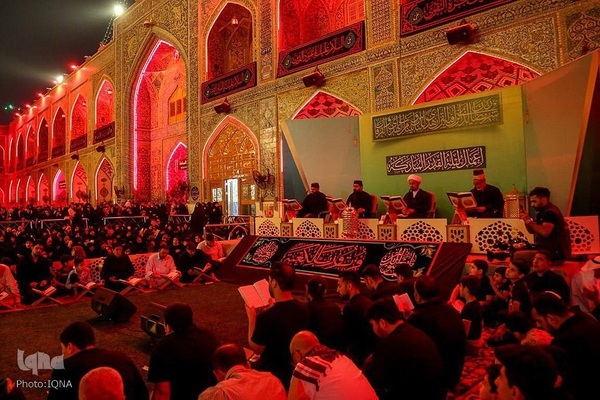 مراسم جمع خوانی قرآن کریم و احیای شب نوزدهم ماه مبارک رمضان در حرم منور حضرت علی(ع) در نجف اشرف