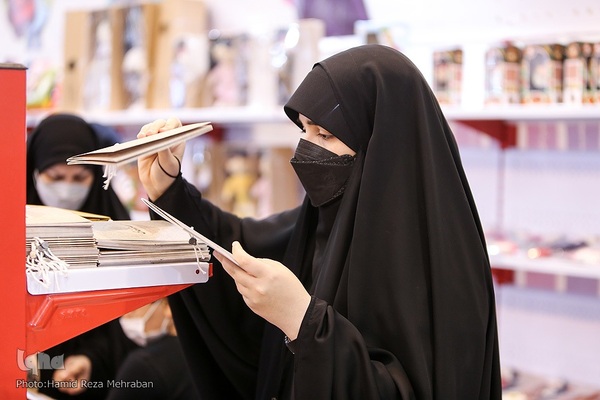 روز بارانی نمایشگاه قرآن