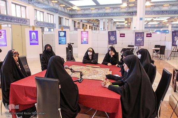 روز بارانی نمایشگاه قرآن