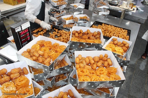 شیرینی‌ با عطر رمضان