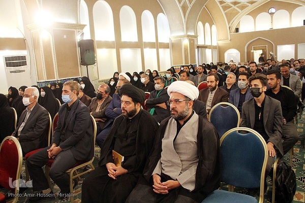 نشست فعالان قرآنی با استاندار یزد‎‎
