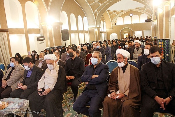 نشست فعالان قرآنی با استاندار یزد‎‎