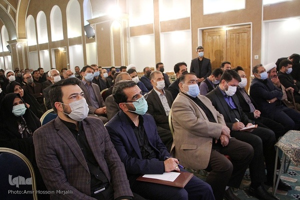 نشست فعالان قرآنی با استاندار یزد‎‎