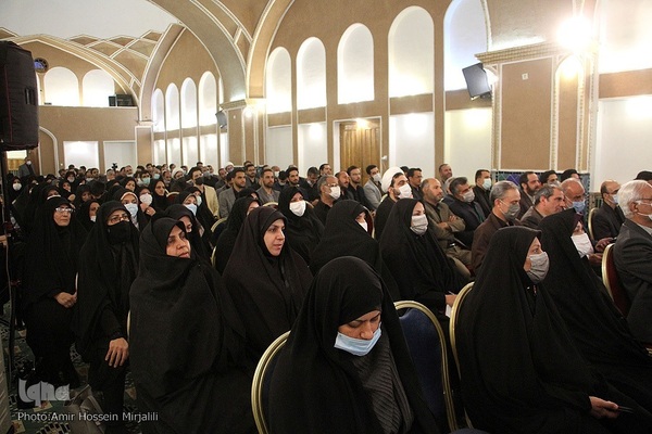نشست فعالان قرآنی با استاندار یزد‎‎