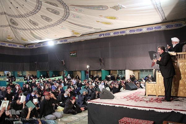 قرار بندگی؛ احیای شب ۲۱ رمضان در امامزاده جعفر (ع) یزد