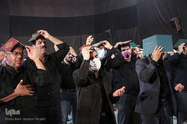 قرار بندگی؛ احیای شب ۲۱ رمضان در امامزاده جعفر (ع) یزد